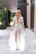 Load image into Gallery viewer, Honor Bridal Robe
